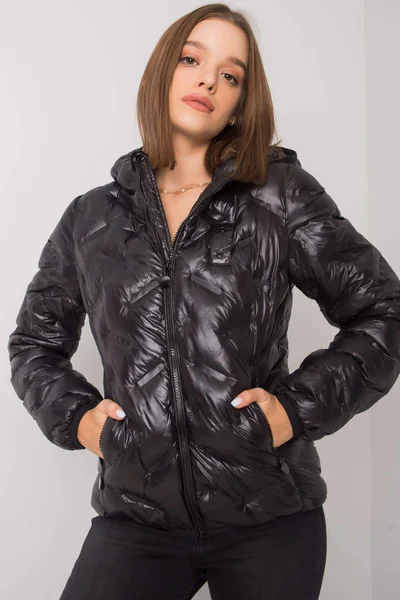 Černá dámská přechodná bunda s kapucí FPrice