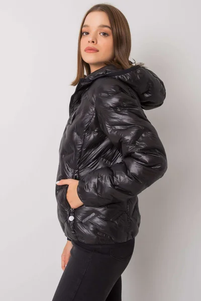 Černá dámská přechodná bunda s kapucí FPrice