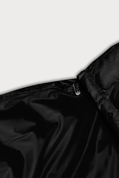 Dámská černá vesta s rozšířenou spodní částí T6908 Ann Gissy