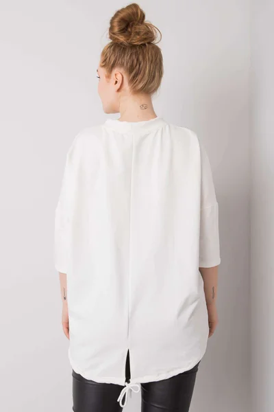 Oversized dámská bílá halenka s kamínky Fashionhunters