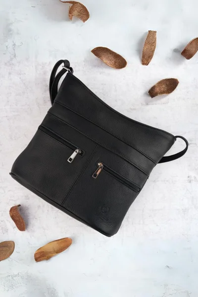 Přírodní kožená crossbody kabelka Galanter