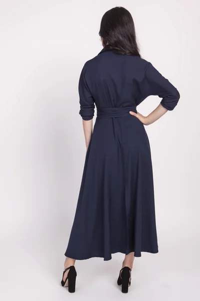 Modré kolové šaty s rozhalenkou od značky Lanti