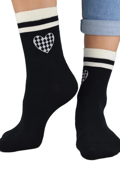 Černé dámské ponožky srdce z bavlny Noviti