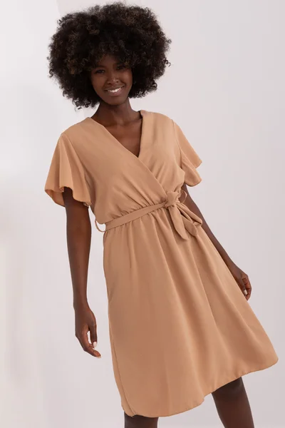 Velbloudí šaty s obálkovým výstřihem - Letní elegance DHJ-SK