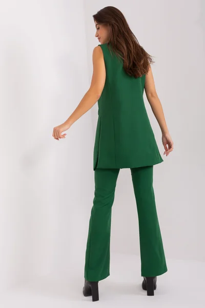 Zelená elegantní souprava se zvonovými kalhotami