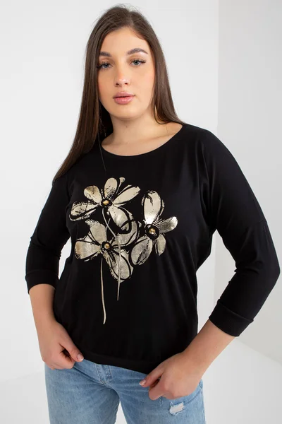 Fashionhunters: Černá plus size dámská halenka s potiskem