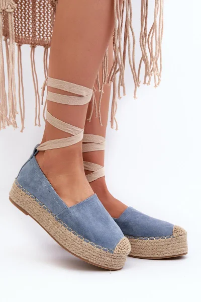 Step in Style: Dámské espadrilky s platformou